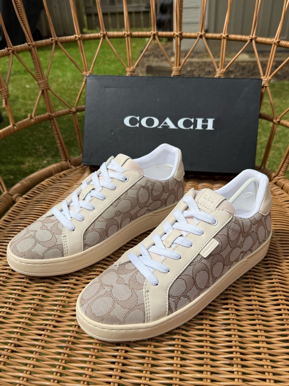 Coach Beige and Cream Signature Low-Top Sneakers - Picture 13 of 13